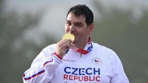 JIŘÍ LIPTÁK - ZLATÁ OLYMPIJSKÁ MEDAILE 1